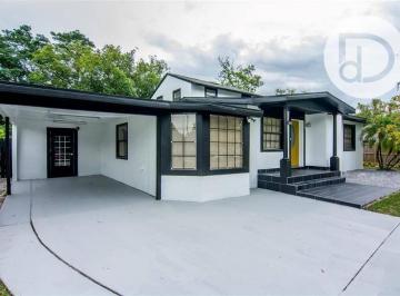 4cb2dc51bf353a507be14bb0940c6aa84eff7e35 · Casa com 5 dormitórios à venda, 264 m² - Orlando/Florida