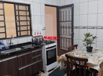 Casa · 120m² · 3 Quartos · 3 Vagas · Casa Padrão em Sao Jose dos Campos