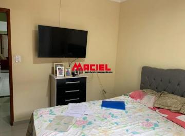 Casa · 79m² · 2 Quartos · 2 Vagas · OTIMA LOCALIZAÇÃO