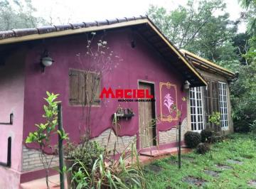 Rural · 400m² · 2 Quartos · 10 Vagas · lindo com vista para serra da mantiqueira