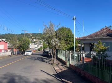 466726_ipLXE83p135v154_46672665201d46068d1.jpg · Terreno amplo próximo ao Centro