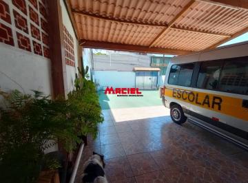 Casa · 100m² · 2 Quartos · 6 Vagas · CASA RESIDENCIAL E COMERCIAL COM AMPLO QUINTAL.
