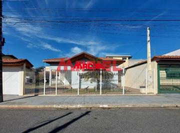 Casa · 154m² · 3 Quartos · 1 Vaga · Excelente casa Bosque dos Ipês