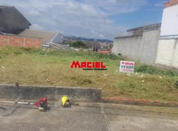 Terreno · 500m² · Terreno Plano Misto 500m2 no bairro Santa Júlia
