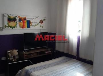 Casa · 160m² · 8 Quartos · 2 Vagas · Casa com 8 quartos à venda, 160 m² por R$ 370.000 - Bairro Conjunto Residencial Dom Pedro I - São Jo