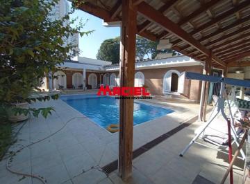 Casa · 380m² · 5 Quartos · 6 Vagas · Excelente casa no Jardim Esplanada!!! 900m² de terreno!!