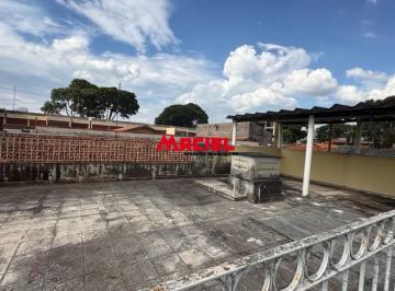 Casa · 140m² · 2 Quartos · 2 Vagas · Casa de Lote inteiro Bosque dos Eucaliptos