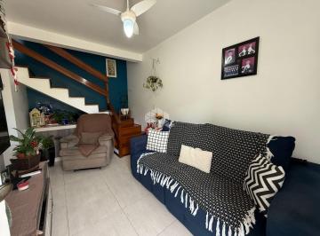 Casa · 84m² · 3 Quartos · 1 Vaga · DUPLEX COM 3 DORMITÓRIOS PRÓXIMO AO CENTRO