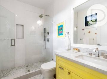 87282e2b4a6f30210250749edb5c965f1a4bfb4a · Casa com 8 dormitórios à venda, 658 m² - Miami Beach  - Miami-Dade County/FL