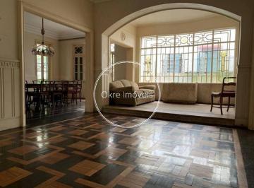 Casa · 424m² · 6 Quartos · 4 Vagas · Para a família: casa duplex com 6 quartos em Botafogo!