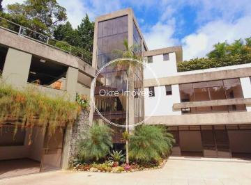 Casa · 1417m² · 4 Quartos · 6 Vagas · EXCELENTE CASA EM CONDOMÍNIO FECHADO!