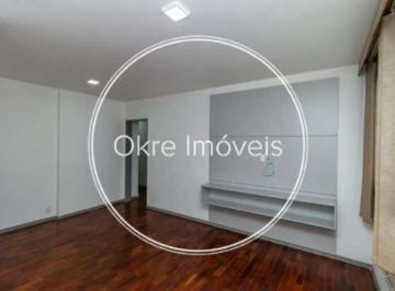Apartamento · 74m² · 2 Quartos · 2 Vagas · Oportunidade: apartamento com 2 quartos no Cosme Velho!
