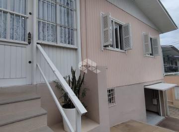 471773_i2c457e45722y3425nI9_471773654d9646f0148.jpg · Casa bem localizada