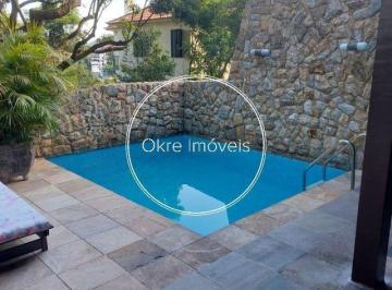 Casa · 360m² · 4 Quartos · 3 Vagas · Ótima localização: casa triplex com 4 quartos em Laranjeiras!