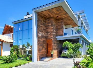 479342_i8n6U4_479342670405df9dc28.jpg · Casa 4 Dormitórios em Condominio em Garopaba