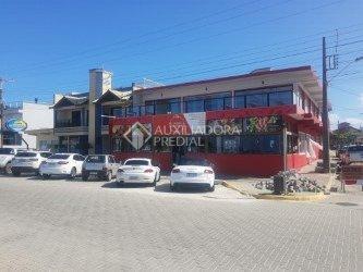 363011_iK3E3_36301161fae85a6e129.jpg · Restaurante Beira Mar