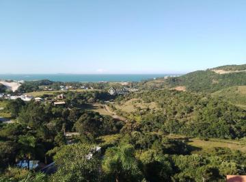 418682_im1587fp_418682646f9fee116e0.jpg · Terreno topo do Morro Siriú