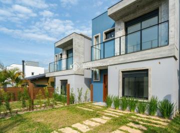 Casa · 178m² · 3 Quartos · 1 Vaga · Casa a venda bairro Ferraz parte alta Garopaba/SC