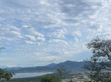 420952_ivQ0729V65B3B1_42095264ac45bbcb4cb.jpg · Terreno no morro da silveira