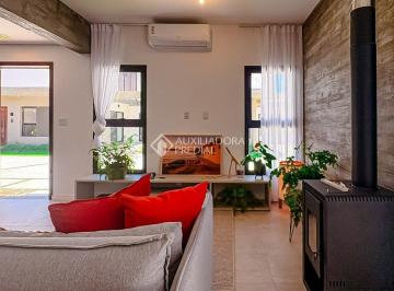 Casa · 98m² · 2 Quartos · 1 Vaga · Casa 2 Suítes em Garopaba Vista Mar
