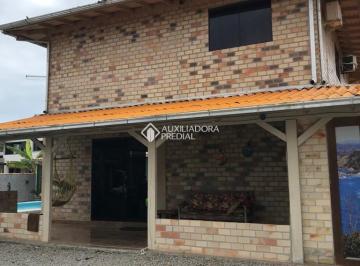 WhatsApp Image 2022-12-27 at 12.52 · CASA FERRUGEM