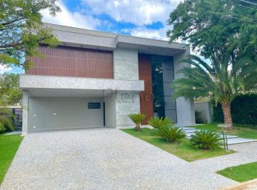 Casa · 468m² · 4 Quartos · 6 Vagas · Casa à venda com 4 suítes no Loteamento Alphaville, Campinas.
