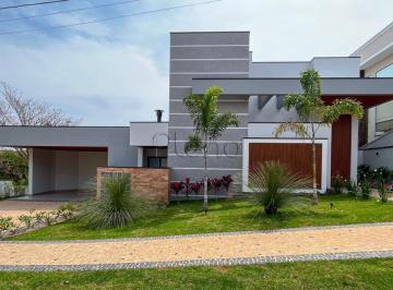 Casa · 240m² · 3 Quartos · 4 Vagas · Casa à venda com 3 suítes no Swiss Park, Campinas