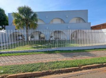Casa · 702m² · 5 Quartos · 9 Vagas · Sobrado à venda e para alugar em Campinas, Parque Taquaral, com 5 quartos, com 702 m²