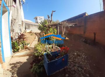 Casa · 165m² · 4 Quartos · 2 Vagas · Casa à venda 165m², oportunidade para construtores no Centro de Carapicuíba