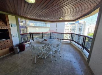 Apartamento · 180m² · 4 Quartos · 2 Vagas · Ótimo apartamento com vista para o mar 180m². Com varanda Gourmet e elevador privativo.