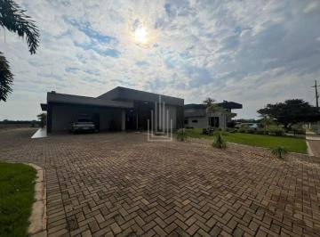 Casa · 460m² · 1 Quarto · 5 Vagas · Casa de alto padrão à venda no Condomínio Rosa de Sarom em Santa Terezinha de Itaipu.