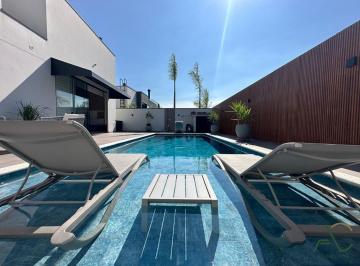 Casa · 282m² · 3 Quartos · 3 Vagas · Casa Terrea com 282m² em Condomínio Fechado