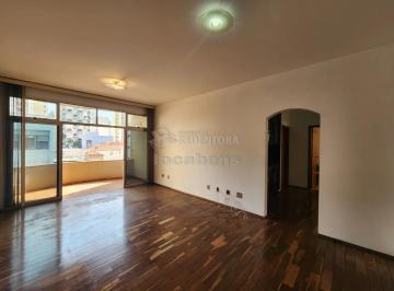 Apartamento · 199m² · 3 Quartos · 1 Vaga · Centro - Apartamento com 03 dormitórios sendo 01 suíte com sacada