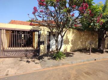 Casa · 360m² · 3 Quartos · 3 Vagas · Ótima Casa Residencial para Venda - 3 Dormitórios / Residencial Macedo Teles I