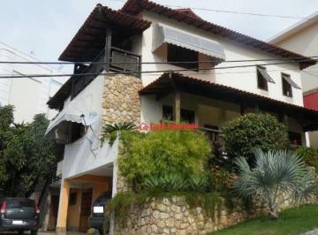 2bb7cadc9879c37c4b9bbf3eef39bbff180c7854 · Ótima casa triplex em condomínio de luxo com 4 dormitórios à venda, 327 m² por R$ 2.200.000 - Pirati