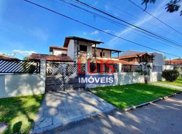 ef64fb2331a65a0d7dda864dca1b0b1ace8b1902 · Casa com 3 dormitórios à venda, 300 m² por R$ 2.600.000 - Camboinhas - Niterói/RJ- CA4529