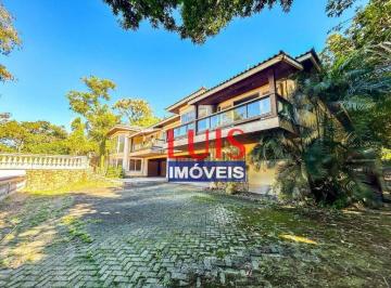 cc7999d1d5933bd53b55b49c35960b57904e5458 · Casa com 3 dormitórios à venda, 500 m² por R$ 2.300.000 - Pendotiba - Niterói/RJ CA7196