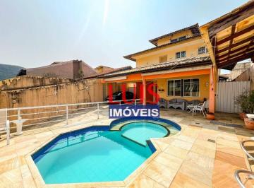 4b4e9e60e67c294b2bd677ab3fa0d54de6d3d748 · Casa com 5 dormitórios à venda, 265 m² por R$ 1.800.000,00 - Piratininga - Niterói/RJ