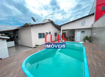 fd774d18b40d7da444dccb3fa3d4dc353a567d94 · Casa com 4 dormitórios à venda, 320 m² por R$ 2.000.000,00 - Itaipu - Niterói/RJ