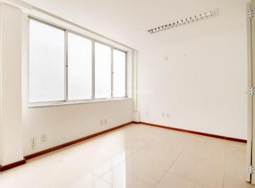 496839_innY6854_49683966ec16d62af01.jpg · Apartamento no centro