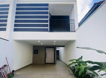 Casa · 188m² · 3 Quartos · 4 Vagas · Charmoso Sobrado a Venda na Bela Vista, Osasco