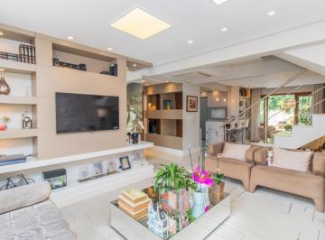 Casa · 240m² · 3 Quartos · 2 Vagas · Casa em condomínio  à venda de 3 (três) dormitórios, sendo 2 (duas) suítes  por R$ 1.100.000,00 em P
