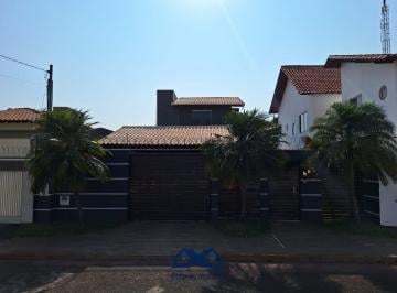 Faixada · Casa à venda no bairro Independência - Ituiutaba/MG