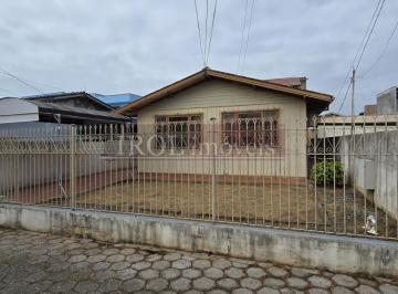 Casa · 180m² · 3 Quartos · 2 Vagas · Casa