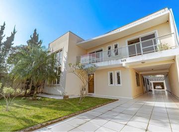 Terreno · 221m² · Casa de 221 m2 com Terreno de área total de 565,5 m² localizado no Bairro Tingui próximo ao parqu