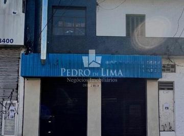 Comercial · 268m² · 2 Vagas · Salão comercial com 268 M² na Avenida Amador Bueno com 2 vagas Frontais