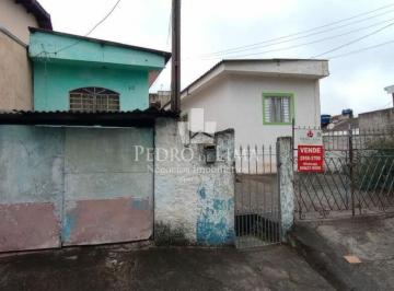 Casa · 70m² · 1 Quarto · 3 Vagas · Casa térrea com amplo terreno em Itaquera