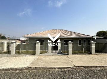 Casa · 218m² · 4 Quartos · 2 Vagas · Casa de esquina com 4 quartos no Órfãs