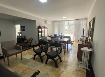 4 · Apartamento com 3 quartos sendo 2 suítes no Centro de Florianópolis