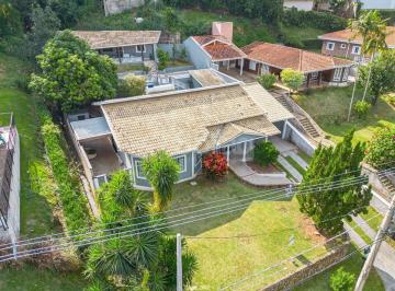 Casa · 329m² · 5 Quartos · 4 Vagas · Casa térrea à Venda no Condomínio Estância Marambaia, na cidade de Vinhedo - SP